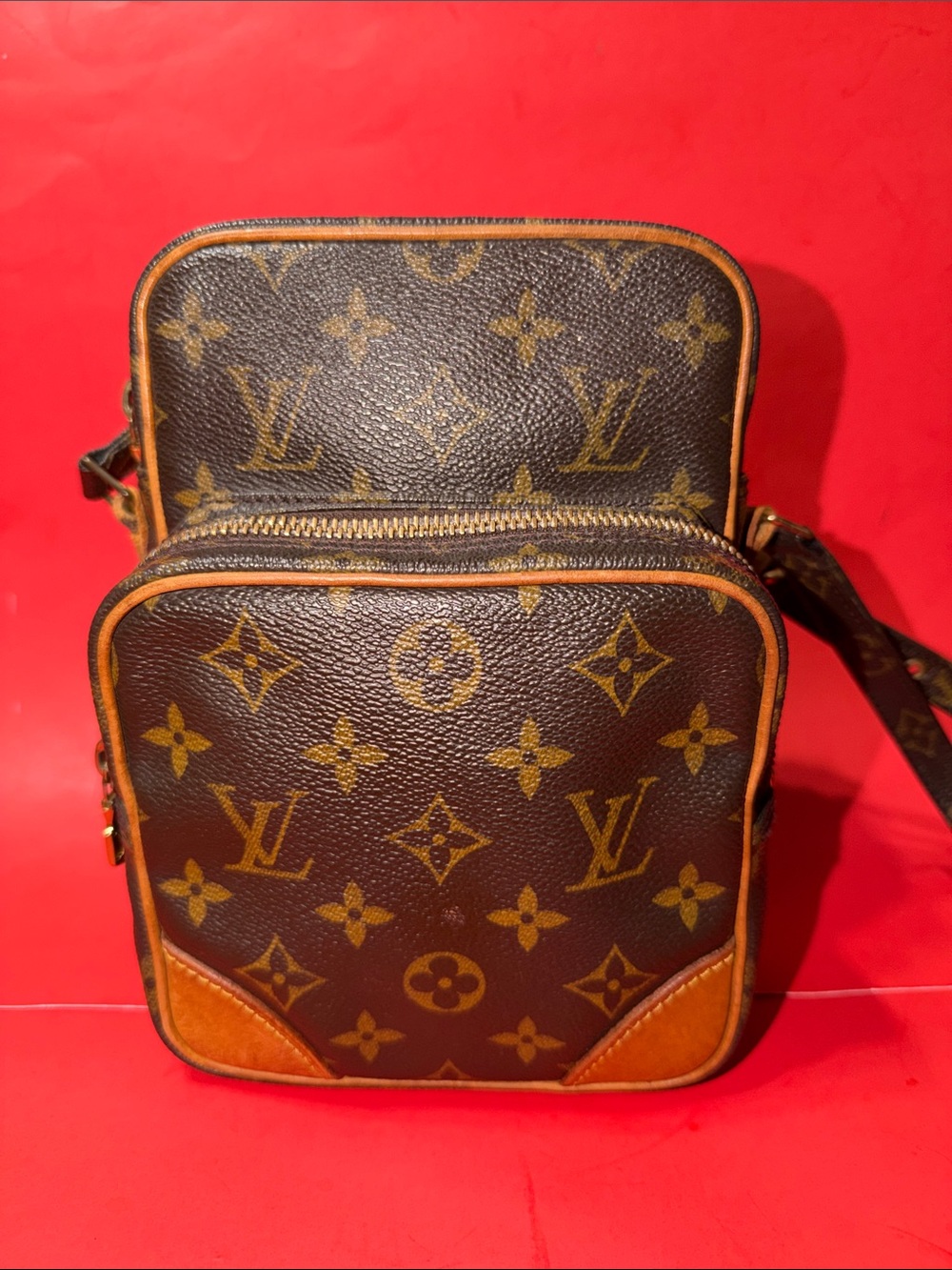 Louis Vuitton Monogram Canvas Messenger Bag in Brown and Tan (Amazon PM Bag)